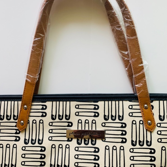 🌟Petunia Pickle Bottom Diaper Tote Bag - Picture 5 of 8